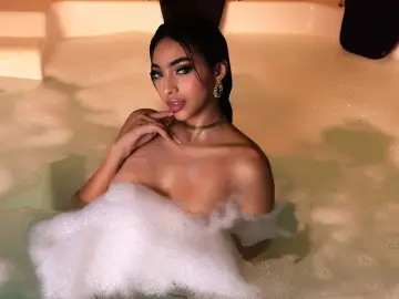 ManuelaDuque  live sex cam