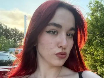 EleanorHoesing  live sex cam