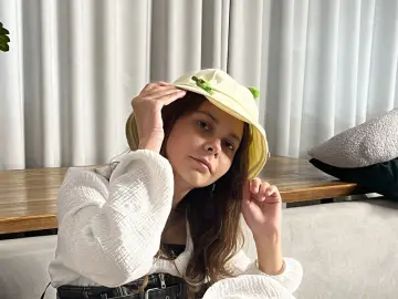 JuanaHefter  live sex cam