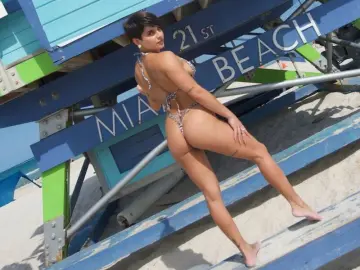 RozeLibertine  live sex cam