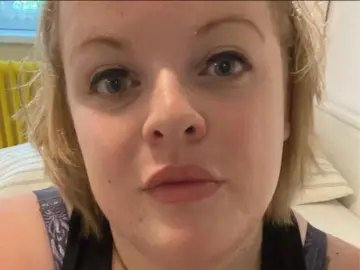 EllaConway  live sex cam