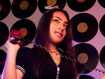 GraceJhones  live sex cam