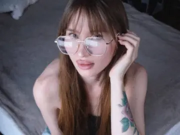 LauraCherry  live sex cam