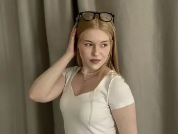 NikkiByous  live sex cam