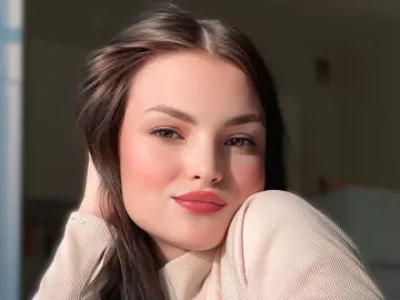 MaybelleBeuerle  live sex cam