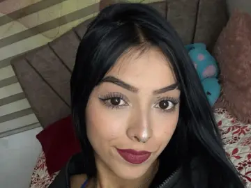 MelissaWeyn  live sex cam