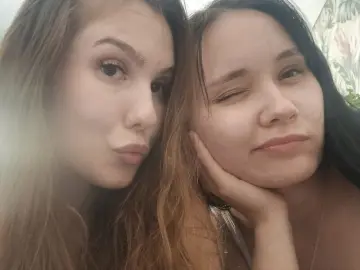 LisaAndSofa  live sex cam