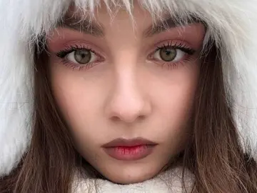 TrinaRushworth  live sex cam