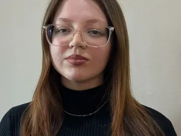 BrittanieLiles  live sex cam