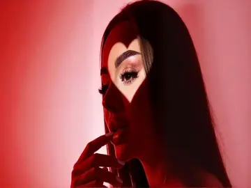 Diamond  live sex cam