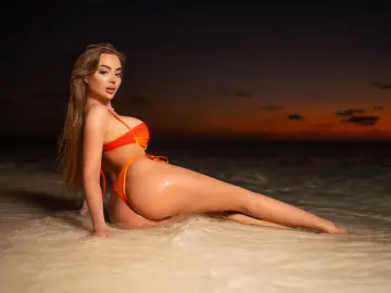 Diamond  live sex cam