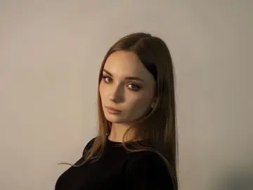 MariellaMinerich  live sex cam