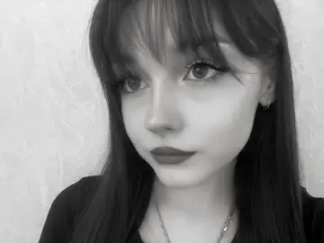 EvelynnCaillouet  live sex cam