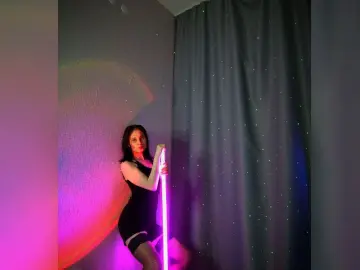 HolliyBells  live sex cam