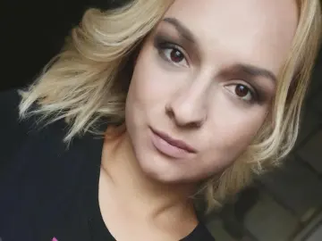 NellieLynn  live sex cam