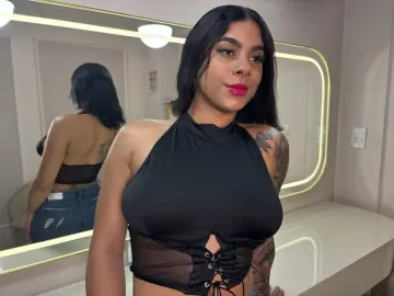 CloeeMilano  live sex cam