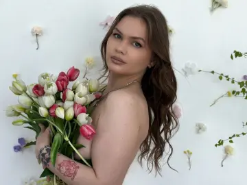 LunaVales  live sex cam