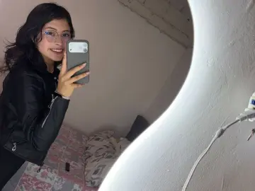 MiraSterling  live sex cam