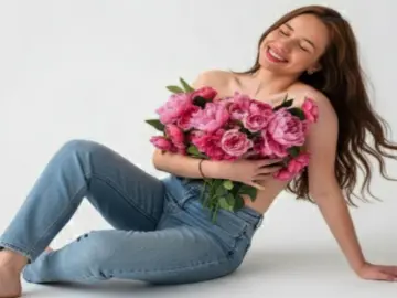 BarbieJons  live sex cam