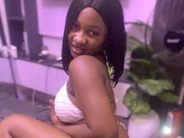 DaniellaRosey  live sex cam