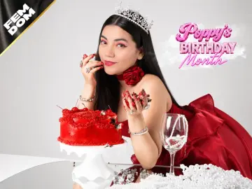 PoppyKensington  live sex cam