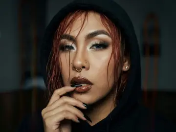 SharomCastle  live sex cam