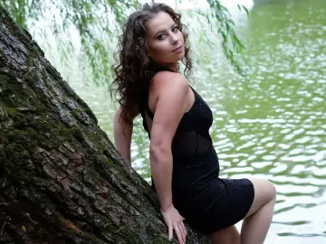 EmaAlyssa  live sex cam