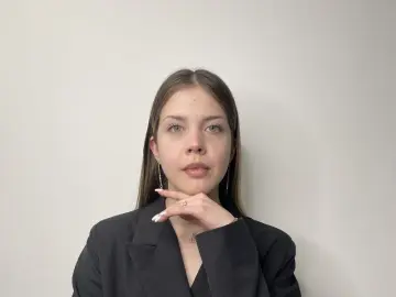 VictorinaKiecker  live sex cam