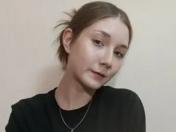 GlennaShoji  live sex cam