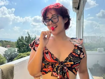 CherryBloomi  live sex cam