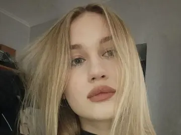 SadieTandon  live sex cam