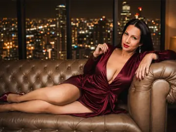 AishaHernandes  live sex cam