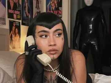 JessYves  live sex cam