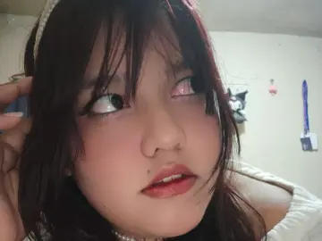 AleSweeth  live sex cam