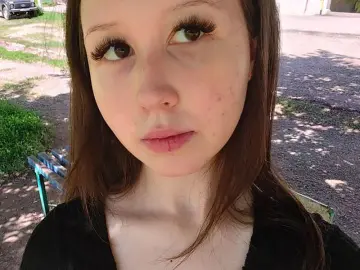 MonicaKim  live sex cam