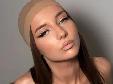 EmelyHurry  live sex cam