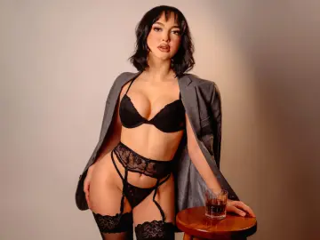 YaraBlake  live sex cam