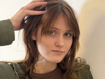 IsidraKolby  live sex cam