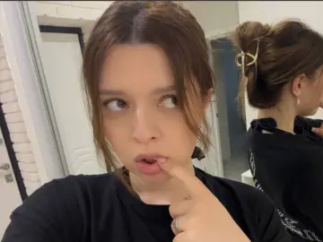 DevonaChurchey  live sex cam