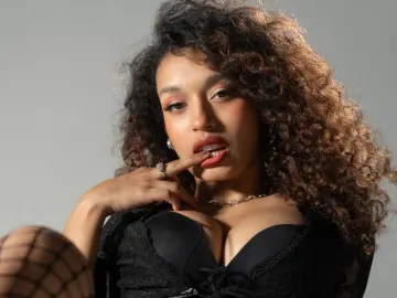 GiseleClark  live sex cam