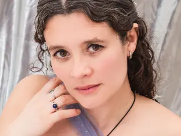 LiaBluee  live sex cam