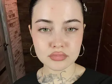 CarmenFurmanik  live sex cam