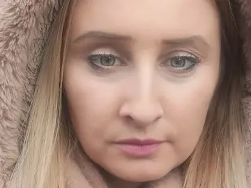 MaryEma  live sex cam