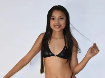 JulietaPage  live sex cam