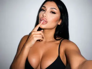KendalVoos  live sex cam