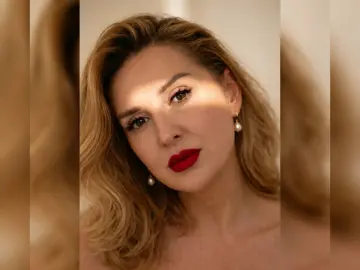 MariaRichi  live sex cam