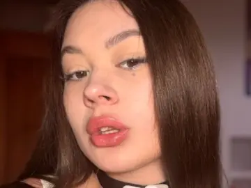 AlethiaHalk  live sex cam