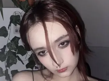 DianScullion  live sex cam