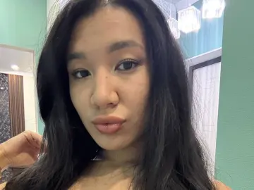 SuriValmont  live sex cam
