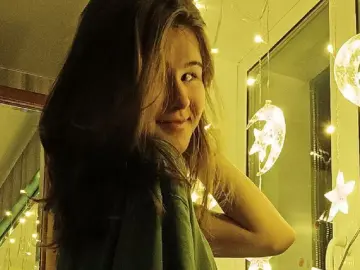 AliceBrew  live sex cam